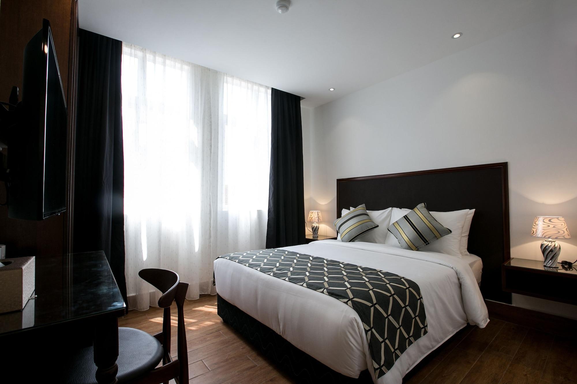 Belllo Jb Hotel